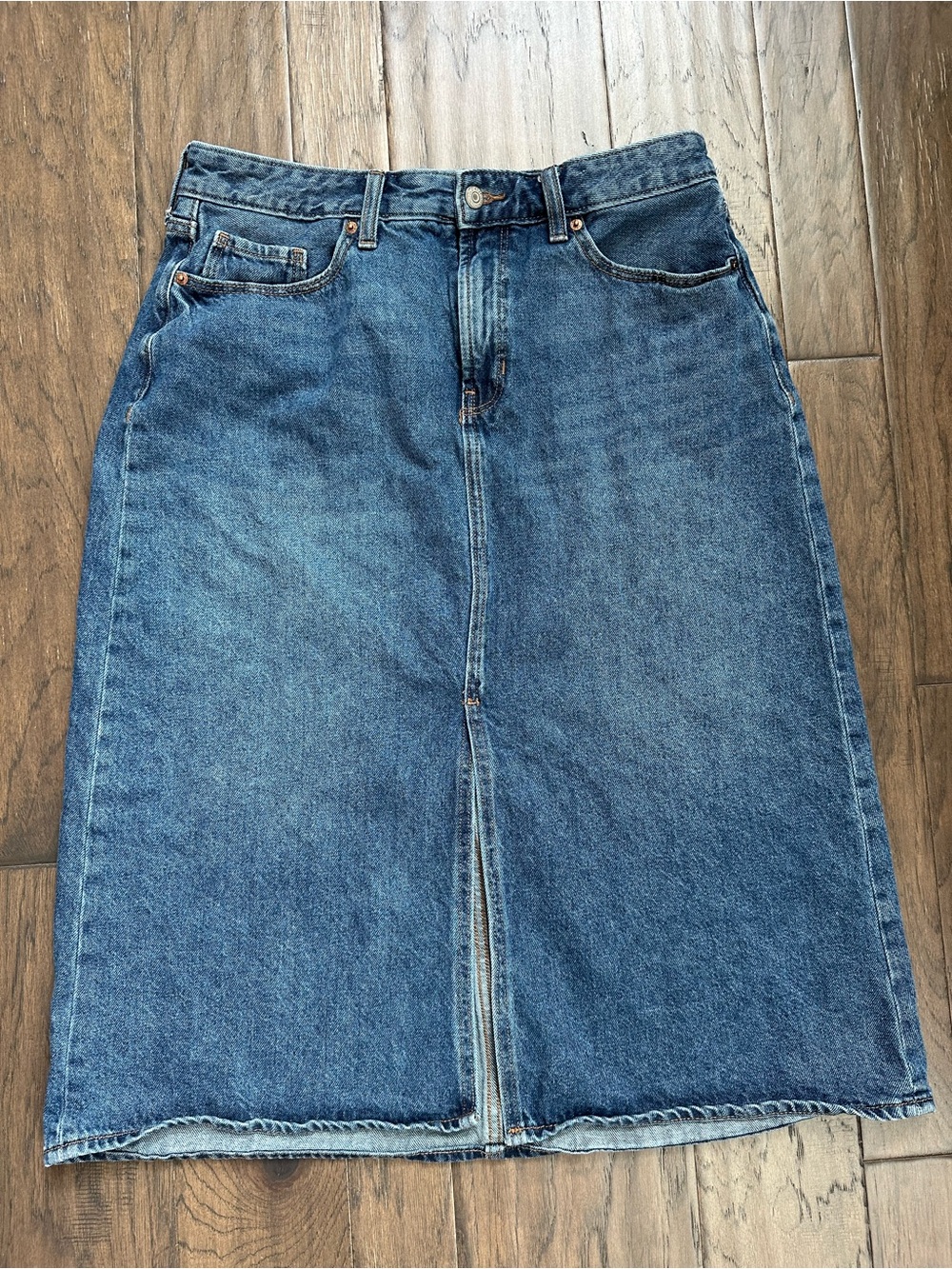 Classic Blue Denim Jeans Skirt - Old Navy size 14